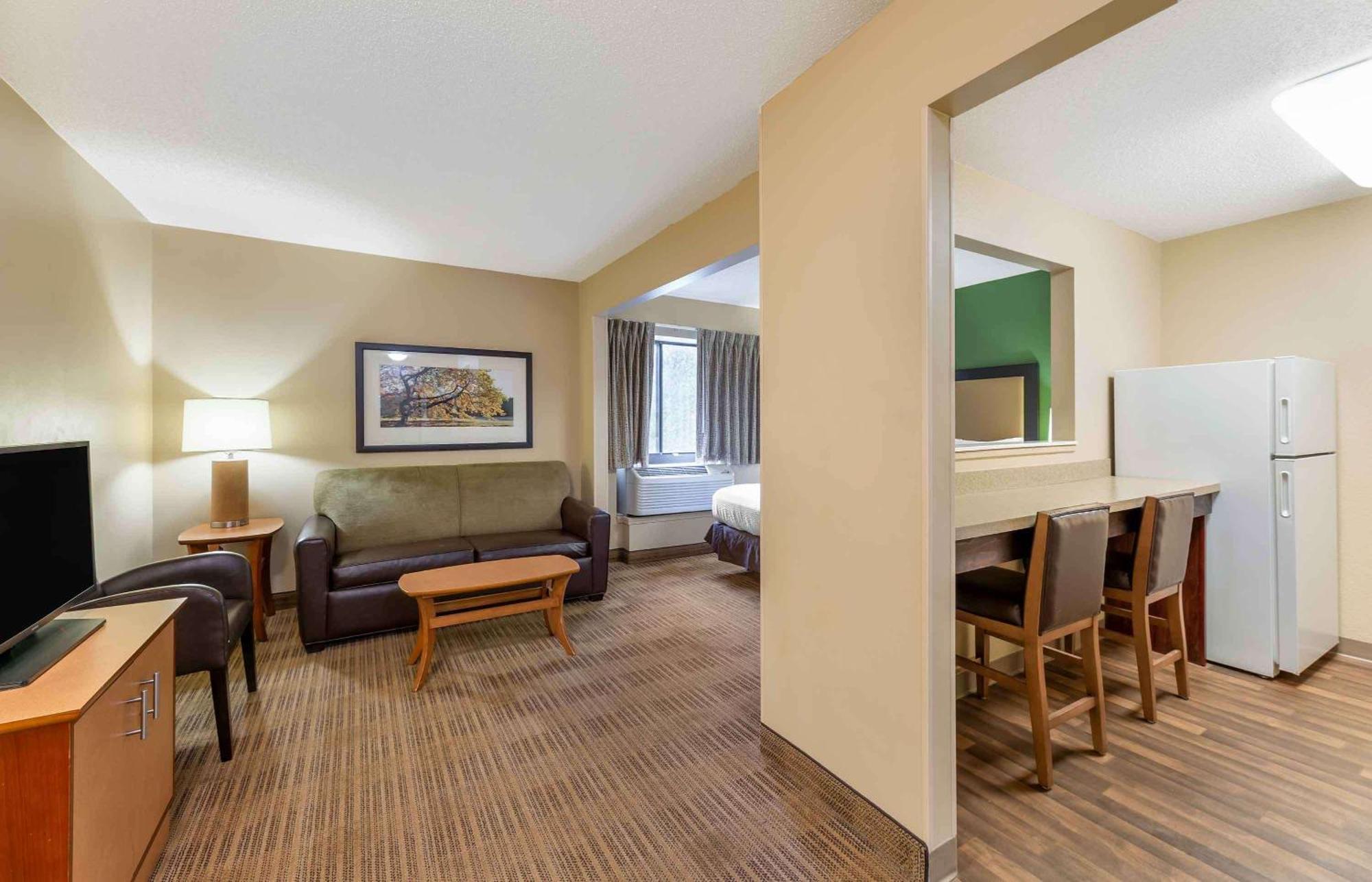 Extended Stay America Suites - Cleveland - Westlake Bagian luar foto