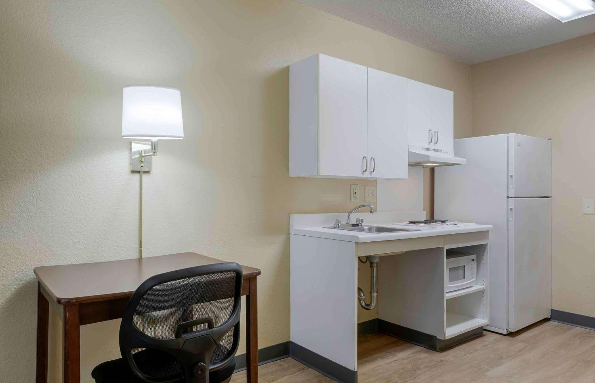 Extended Stay America Suites - Cleveland - Westlake Bagian luar foto