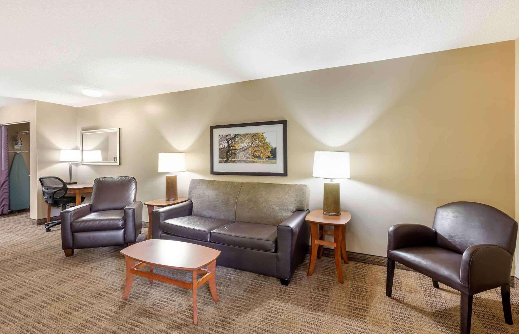 Extended Stay America Suites - Cleveland - Westlake Bagian luar foto