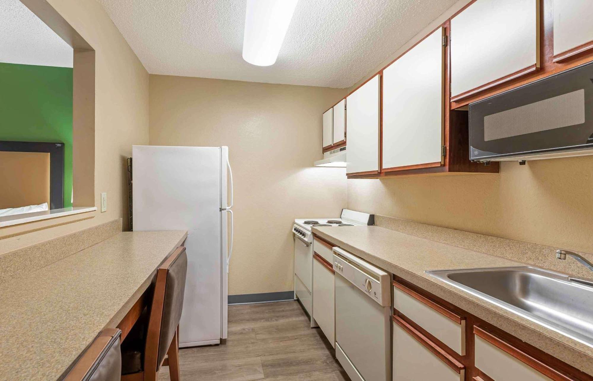 Extended Stay America Suites - Cleveland - Westlake Bagian luar foto